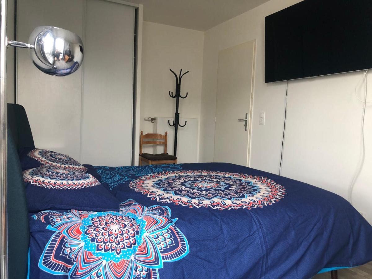 Grande Chambre 14 M2 Avec Salle De Bain Privative A Nanterre Prefecture Proche La Defense Arena Campus Sncf Et Paris Εξωτερικό φωτογραφία