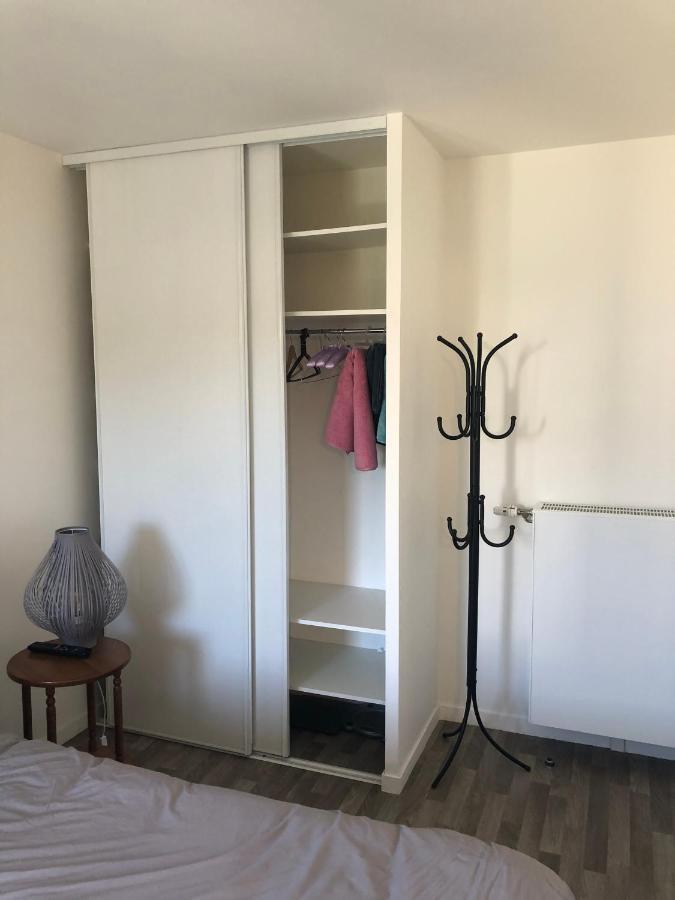 Grande Chambre 14 M2 Avec Salle De Bain Privative A Nanterre Prefecture Proche La Defense Arena Campus Sncf Et Paris Εξωτερικό φωτογραφία