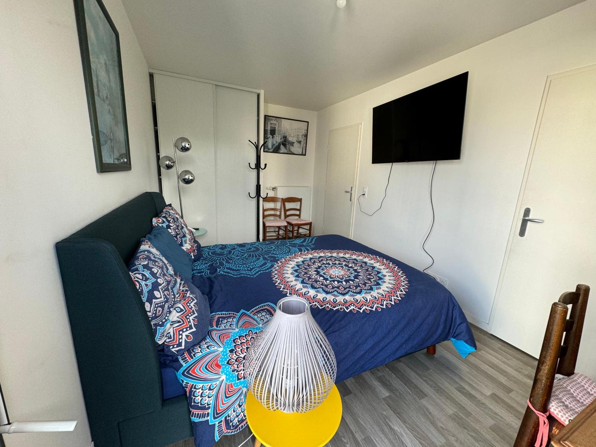 Grande Chambre 14 M2 Avec Salle De Bain Privative A Nanterre Prefecture Proche La Defense Arena Campus Sncf Et Paris Εξωτερικό φωτογραφία