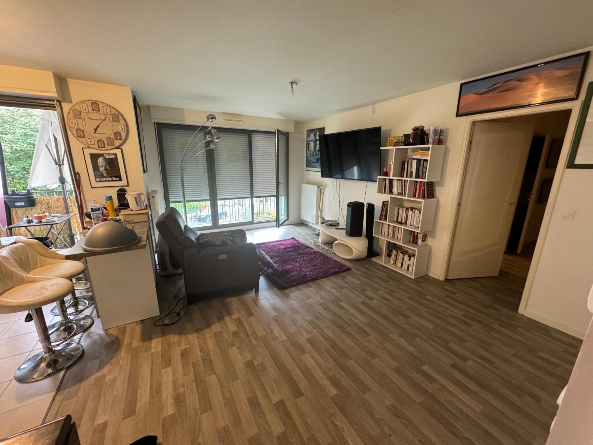 Grande Chambre 14 M2 Avec Salle De Bain Privative A Nanterre Prefecture Proche La Defense Arena Campus Sncf Et Paris Εξωτερικό φωτογραφία